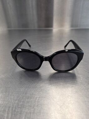 Black Round Frame Women’s Sunglasses